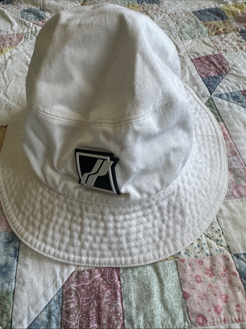 L—White Bucket Hat with Black/White Logo